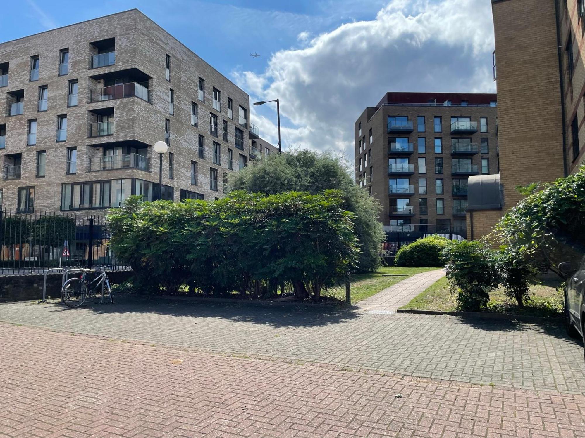Surrey Docks Se16 Near Canada Water N Easy Access Canary Wharf London Exterior photo